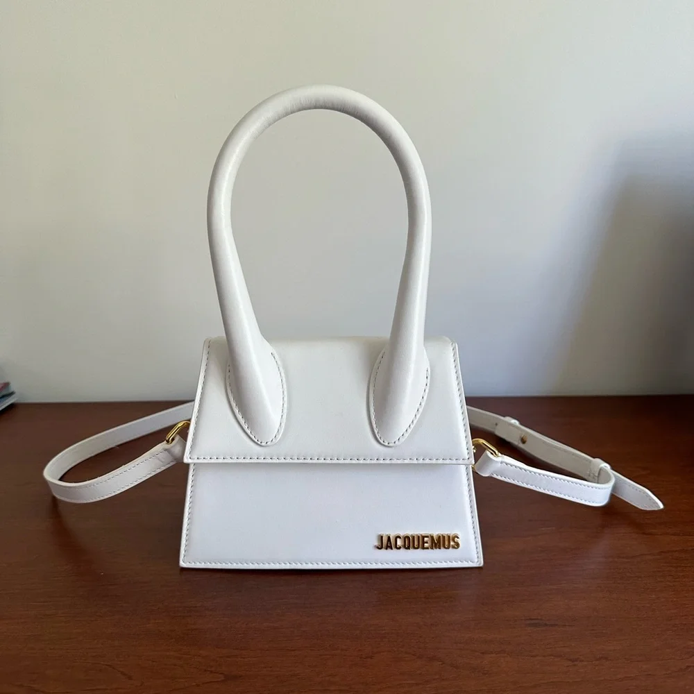 SOLD: White jacquemus le chiquito moyen - Picture 1 of 8
